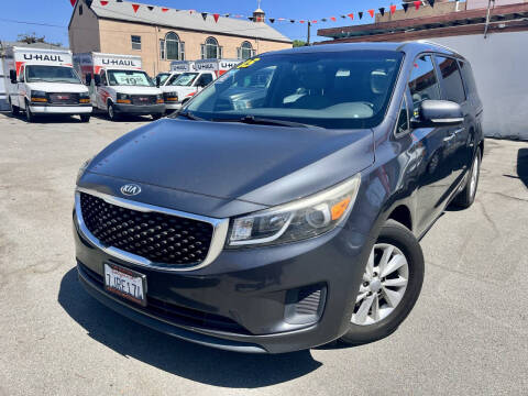 2015 Kia Sedona LX