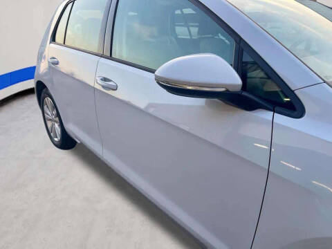 2021 Volkswagen Golf TSI