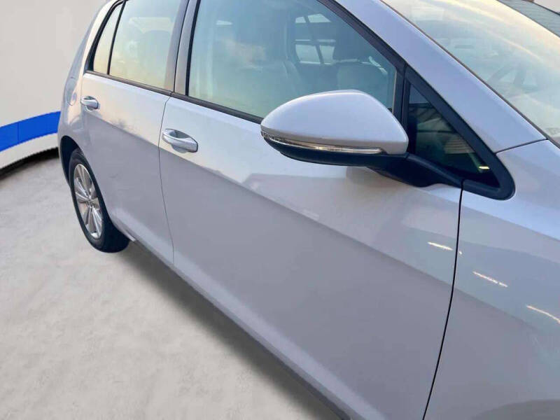 2021 Volkswagen Golf TSI