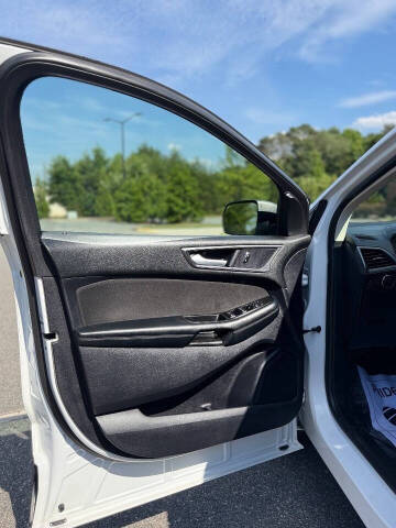 2019 Ford Edge SE