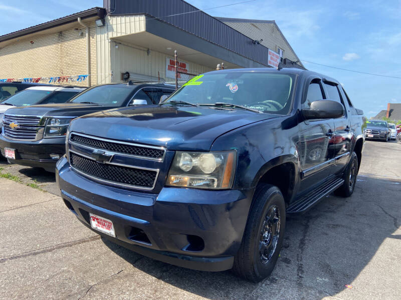 2007 Chevrolet Avalanche for sale at Six Brothers Mega Lot in Youngstown OH