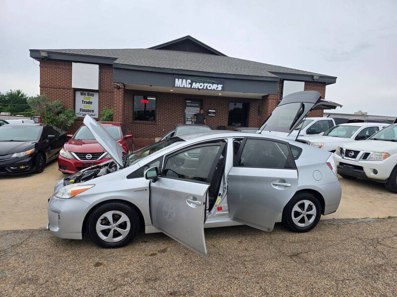 2014 Toyota Prius Two