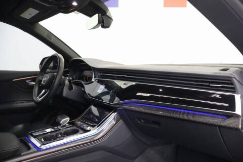 2023 Audi SQ8 4.0T quattro Premium Plus