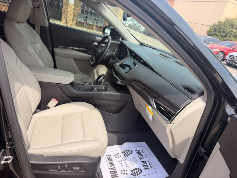 2019 Cadillac XT4 Luxury