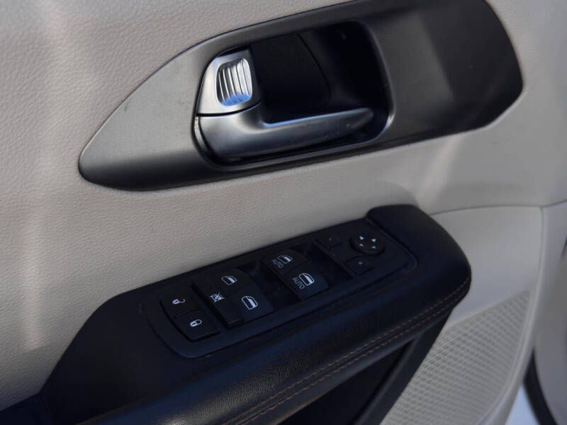 2020 Chrysler Pacifica Touring