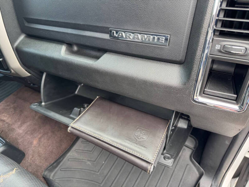 2014 RAM 1500 Laramie