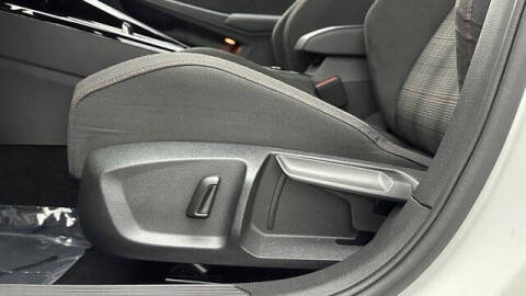 2024 Volkswagen Golf GTI S