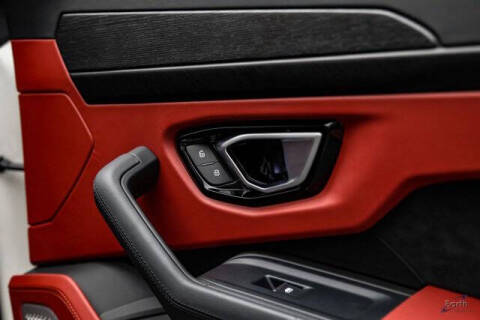 2022 Lamborghini Urus