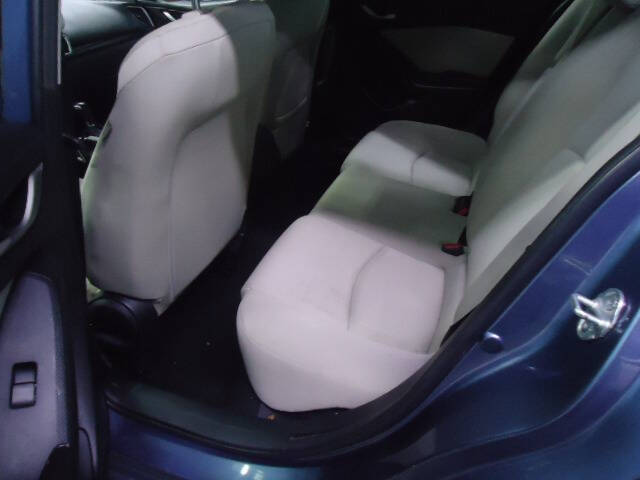 2015 Mazda MAZDA3 i Sport