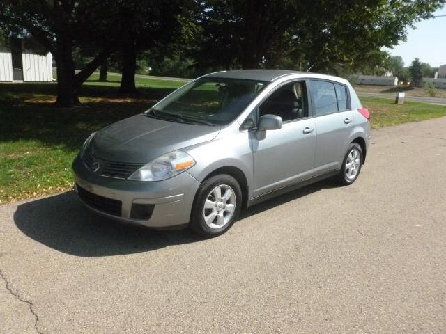 2009 nissan versa sl hatchback for sale