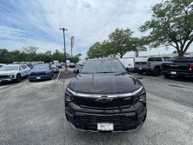 2025 Chevrolet Silverado EV RST