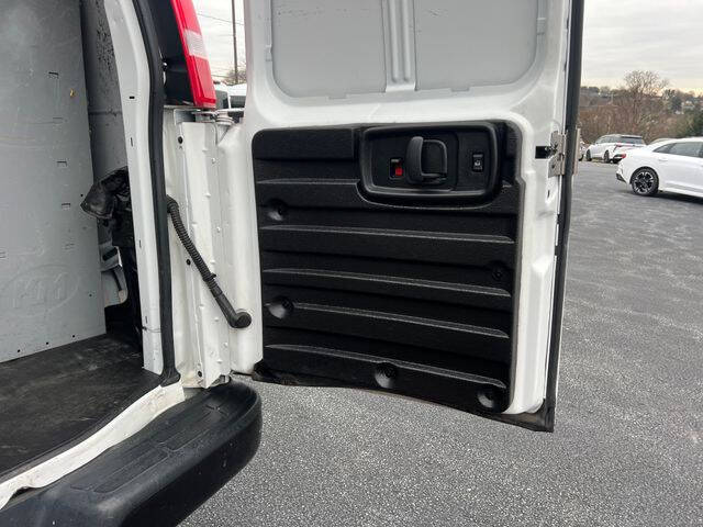 2021 Chevrolet Express 2500