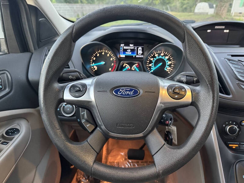 2016 Ford Escape SE