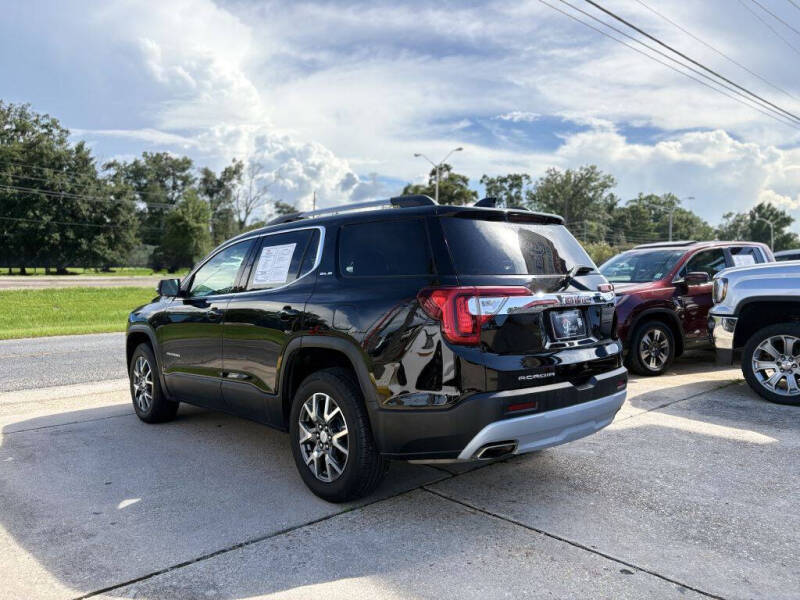 2022 GMC Acadia SLE