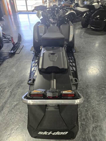 2025 Ski-Doo MXZ NEO+ 600 EFI ES Ripsaw