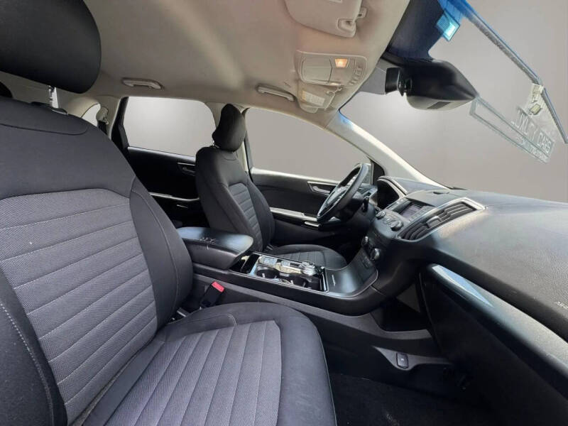 2019 Ford Edge SE