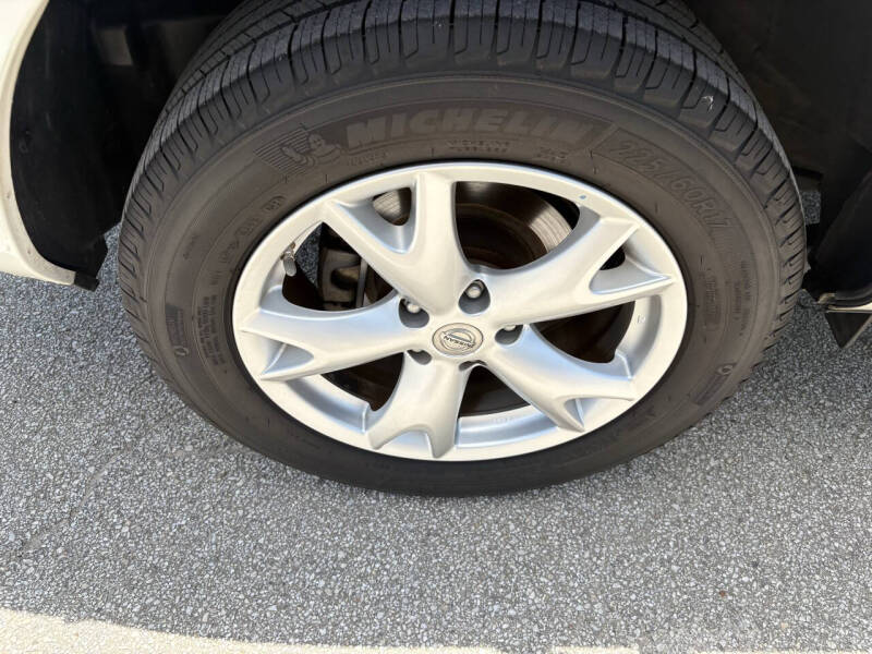 2011 Nissan Rogue SV