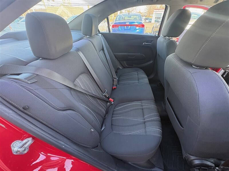 2016 Chevrolet Sonic LT Auto