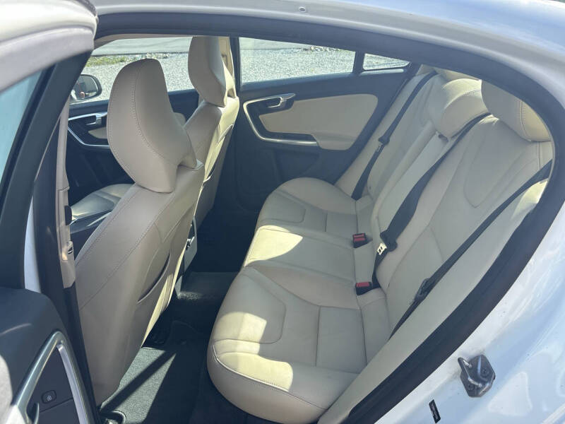 2016 Volvo S60 T5 Drive-E Premier