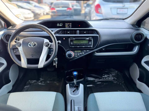 2014 Toyota Prius c