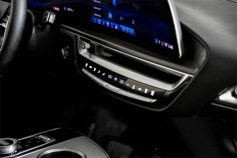 2024 Cadillac LYRIQ Tech