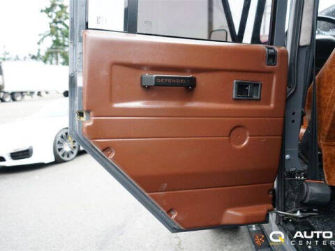 1987 Land Rover Defender