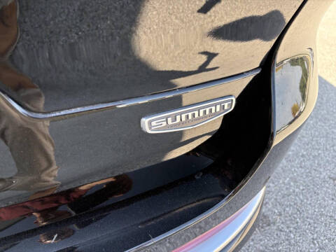 2023 Jeep Grand Cherokee L Summit