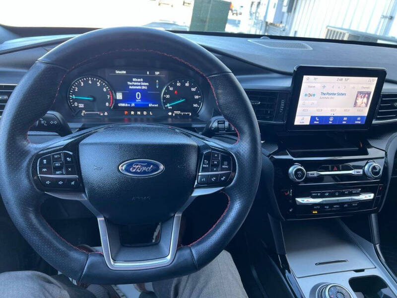 2024 Ford Explorer ST-Line