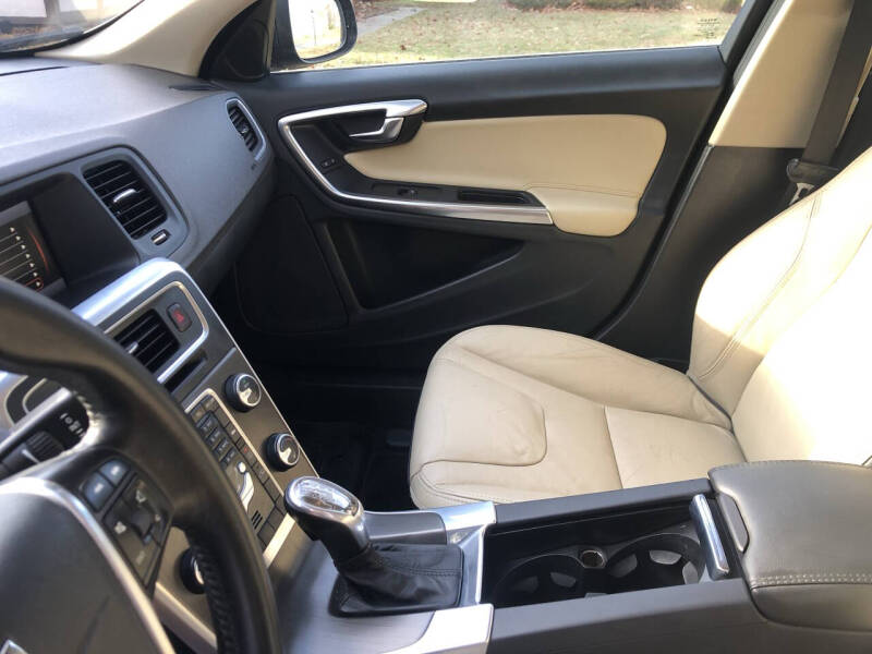 2013 Volvo S60 T5 Premier