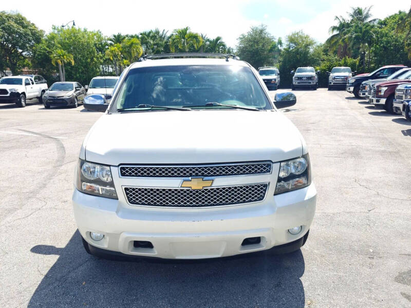 2013 Chevrolet Avalanche LTZ Black Diamond
