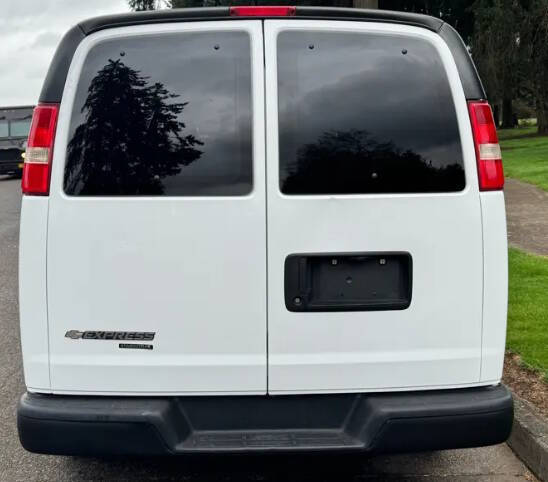2014 Chevrolet Express LS 2500