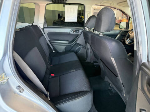 2017 Subaru Forester 2.5i