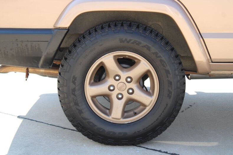 1999 Jeep Cherokee