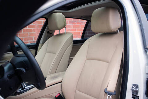 2012 BMW 5 Series 528i xDrive