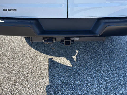 2025 Chevrolet Express 2500