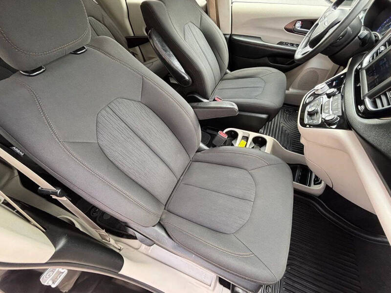 2018 Chrysler Pacifica Touring