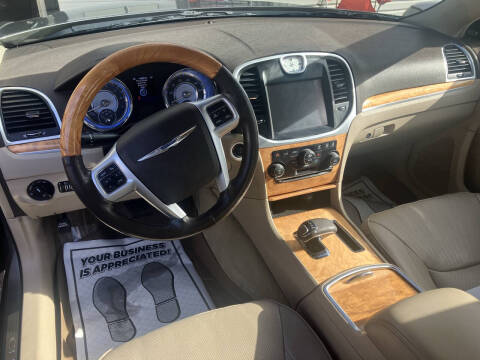 2012 Chrysler 300 Limited