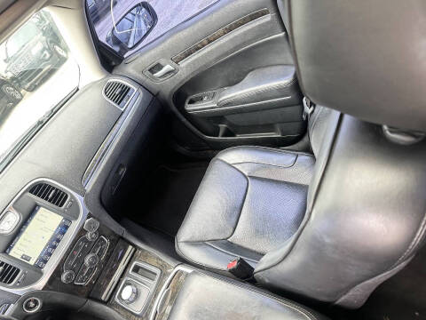 2018 Chrysler 300 Limited