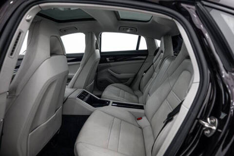 2017 Porsche Panamera