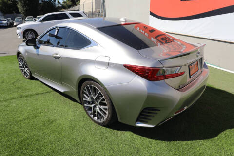 2017 Lexus RC 200t