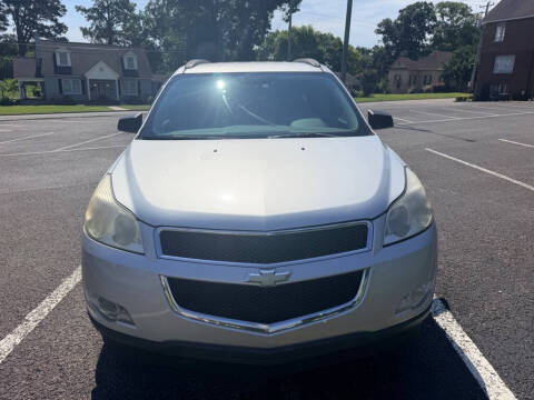 2011 Chevrolet Traverse LS