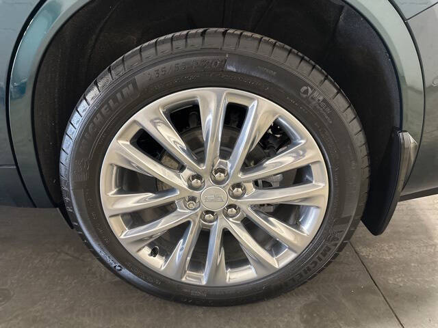 2025 Cadillac XT6 Premium Luxury