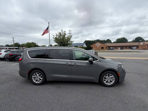 2023 Chrysler Pacifica Touring L