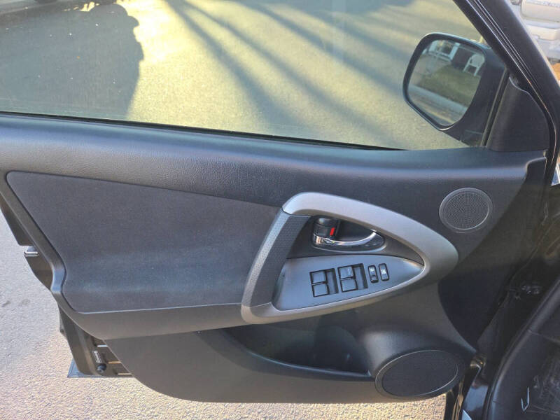 2011 Toyota RAV4 Sport