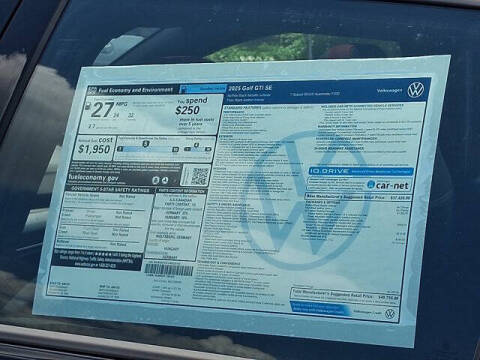 2025 Volkswagen Golf GTI SE