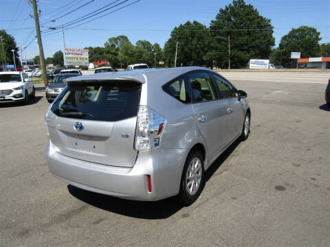 2012 Toyota Prius v Two