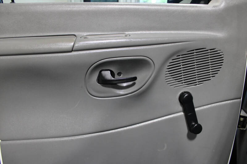 2006 Ford E-Series E-350 SD
