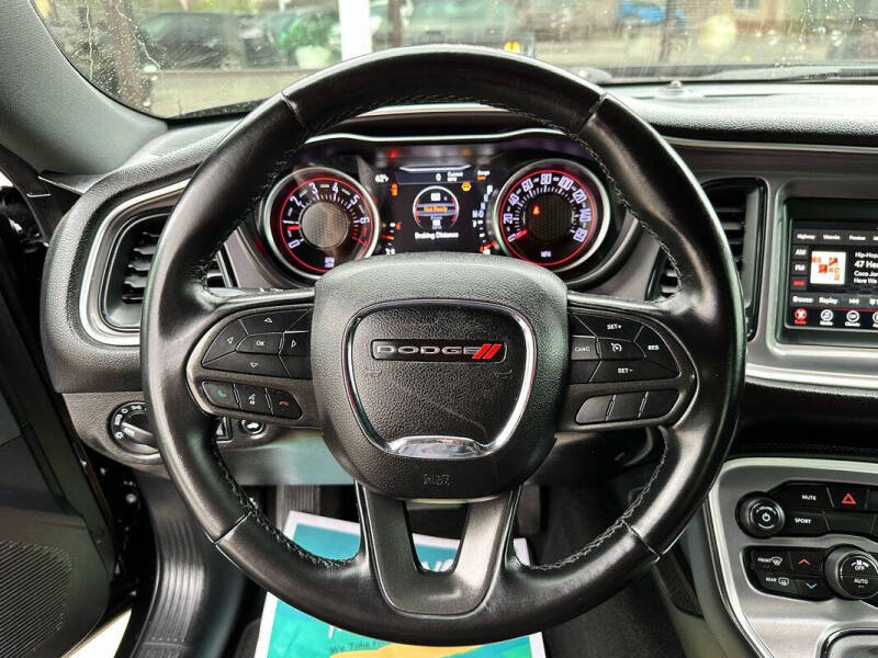 2020 Dodge Challenger SXT