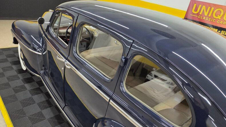 1947 Ford Deluxe