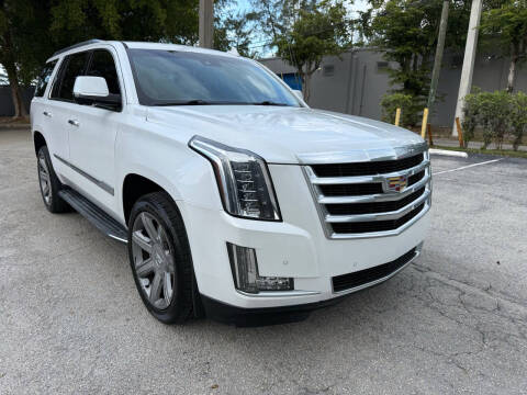 2016 Cadillac Escalade Luxury Collection